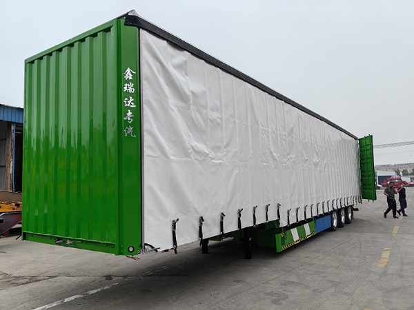 侧帘集装箱半挂车